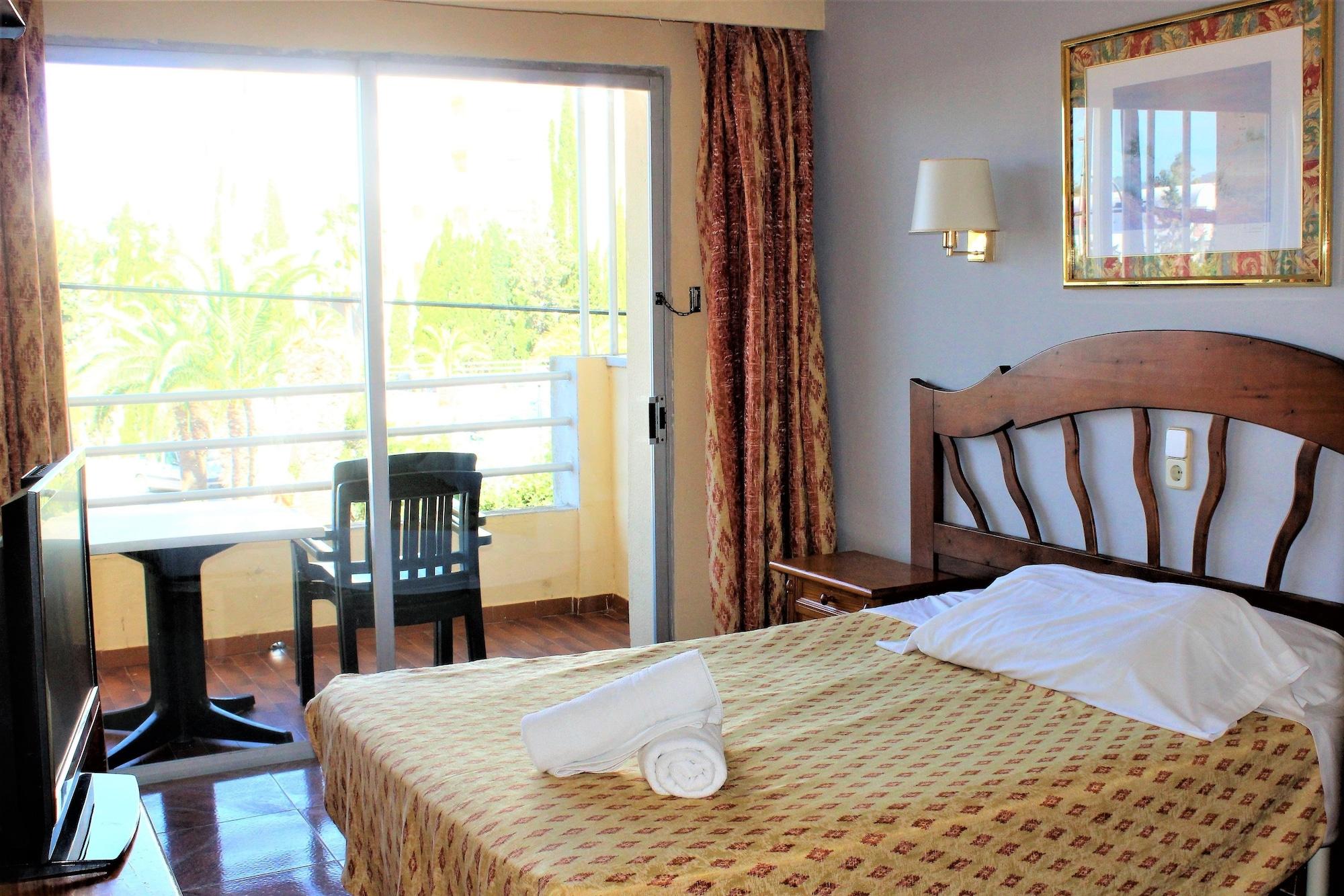 Bj Bei Juan Hostal S'Illot Kültér fotó