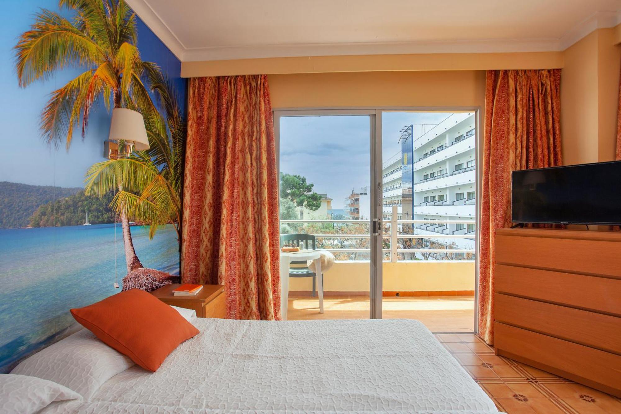Bj Bei Juan Hostal S'Illot Kültér fotó